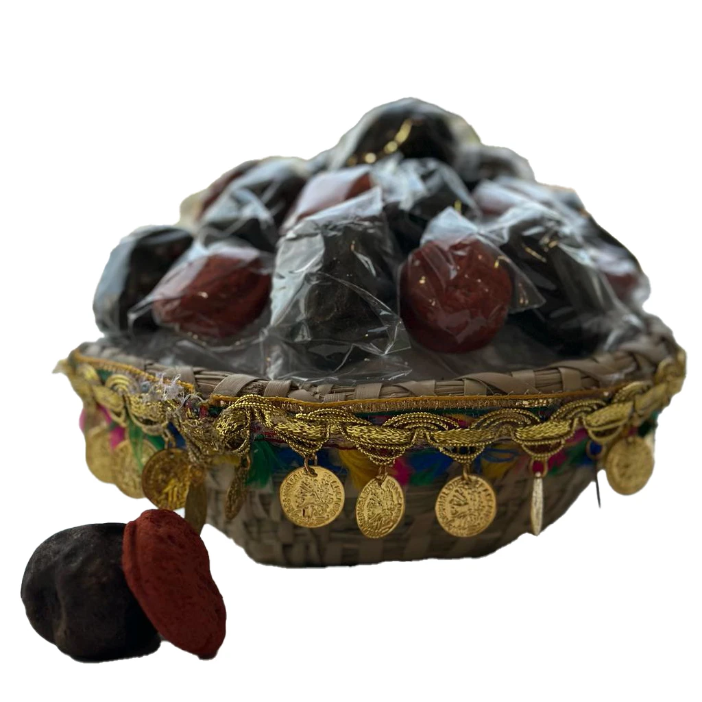 Dates and Qamar al-Din Incense